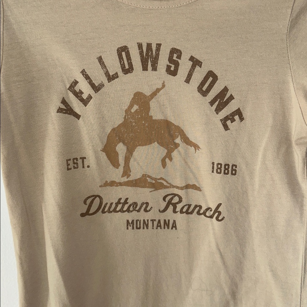 Yellowstone Dutton Ranch Graphic Tee